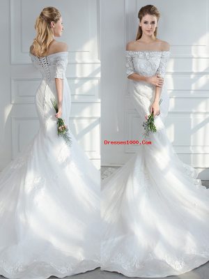 Gorgeous White Lace Up Bridal Gown Lace and Appliques Half Sleeves Court Train