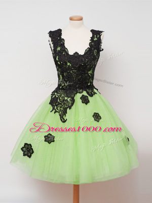 Graceful Knee Length Court Dresses for Sweet 16 Tulle Sleeveless Appliques
