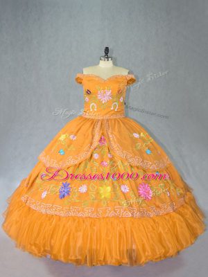 Organza Off The Shoulder Sleeveless Lace Up Embroidery Vestidos de Quinceanera in Gold