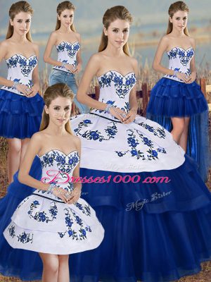 Elegant Royal Blue Ball Gowns Tulle Sweetheart Sleeveless Embroidery and Bowknot Floor Length Lace Up Vestidos de Quinceanera