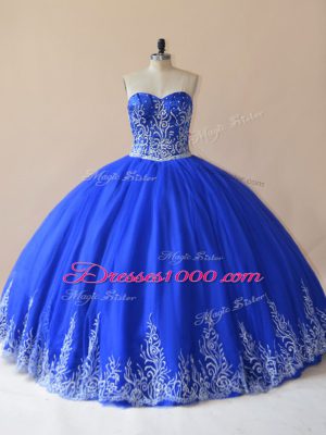 Inexpensive Royal Blue Ball Gowns Sweetheart Sleeveless Tulle Floor Length Lace Up Embroidery 15th Birthday Dress