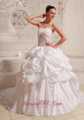 Sweetheart Ball Gown Wedding Dress pick-ups Court Train