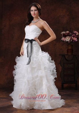 Lovely Sweetheart Wedding Dress Ruffled Layers