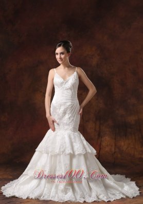 Elegant Spaghetti Straps Lace Mermaid Wedding Dress