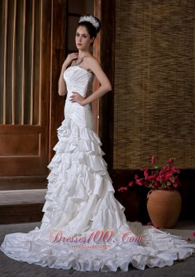 Bridal Dresses Mermaid Strapless Appliques Ruffled Layers