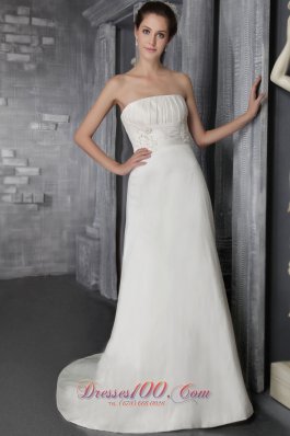 Appliques Brush Train Bridal Wedding Gown Strapless Taffeta