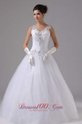 Appliques Decorated Straps Ball Gown Tulle Wedding Dress