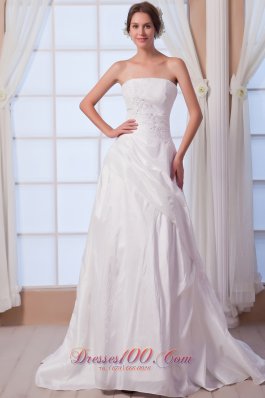 Appliques Bridal Dress A-line Strapless Princess Anne Style
