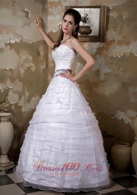 Appliques Layers Wedding Dress With Colored Belt