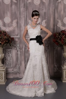V Neck Court Train Wedding Bridal Gown Colored Sash