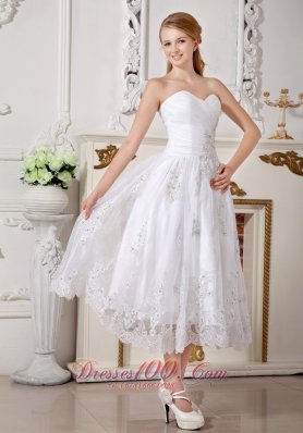Sweetheart Appliques Short Wedding Dress Lace