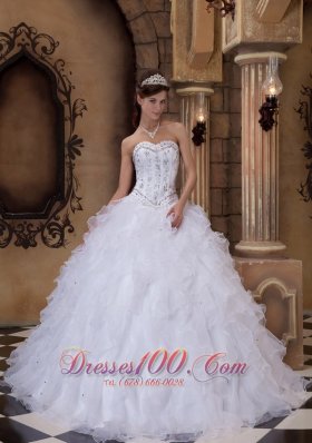 Sweetheart Beading Puffy Ball Gown White Dress for Sweet 15