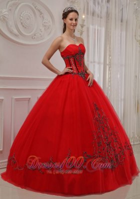 Quinceanera Dress Sweetheart Boning and Embroidery Ball Gown A-line