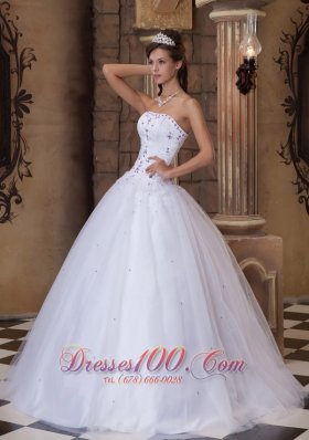 Romantic White Strapless A-line Beading Quinceanera Dress