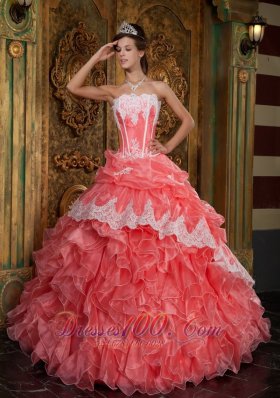 Waltermelon Sweet sixteen Dresses Strapless Organza Appliques Ruffles