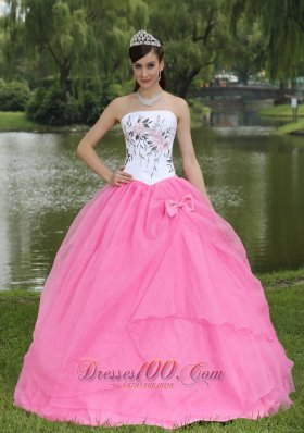 Embroidery Decorate Wholesale Rose Pink Quinceanera Dress
