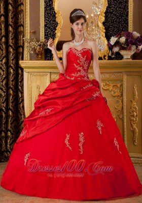 Red Appliques Sweetheart Floor-length Quinceanera Dress