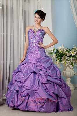 Lavender A-line Sweetheart Beading Floor-length Sweet 16 Dress