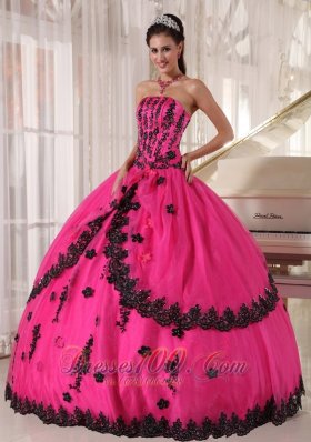 Classic Hot Pink Appliques Bead Strapless Quinceanea Dress