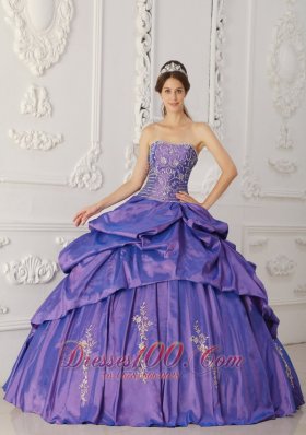 Purple Quinceanera Dress Strapless Appliques Beading Embroidery