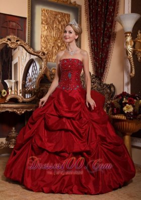 2013 Wine Red Quinceanera Dress Strapless Floor-length