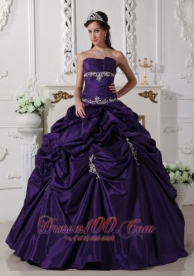 Puffy Dark Purple Quinceanera Dress Taffeta Appliques