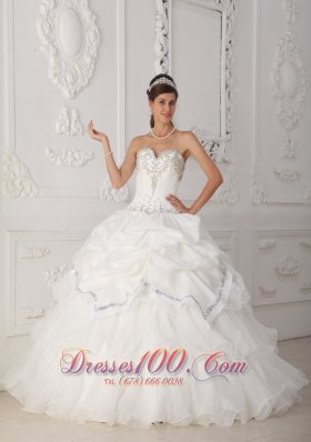 White Quinceanera Dress Sweetheart Organza Taffeta Beading