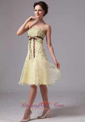 Sash Knee-length Beaded Prom Dress For Prom Party