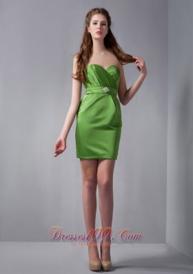Spring Green Column Mini Beading Bridesmaid Dress