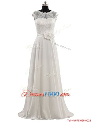 White A-line Beading and Appliques Wedding Dresses Lace Up Tulle Sleeveless With Train