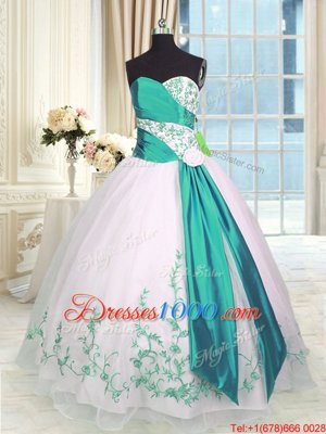 Floor Length White Quinceanera Gowns Sweetheart Sleeveless Lace Up