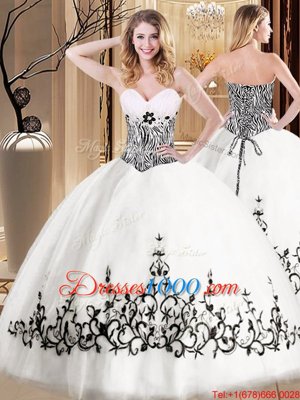 Flirting Floor Length Lace Up Vestidos de Quinceanera White and In for Military Ball and Sweet 16 and Quinceanera with Embroidery