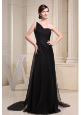 Brush Train Black Chifon One Shoulder Prom Dress