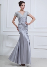 Short Sleeves Prom Dress Grey Mermaid V-neck Beading