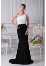 One Shoulder Brush Train Column Black and White Prom Dress