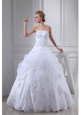 Appliques With Beading Strapless Ball Gown Floor-length Wedding Dress
