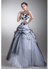 White and Black Tulle Appliqued Quinceanera Dress with Pick-ups
