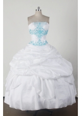 Simple Ball Gown Strapless Floor-length White Quincenera Dresses