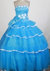 Pretty Ball Gown Strapless Floor-length Quinceanera Dress