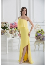 One Shoulder Column Ruching and Beading Prom Dress in Yellow