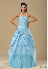 Popular Sweetheart Aqua Blue Quinceanera Dresses with Hand Made Folwers and Ruching