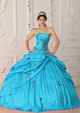 Aqua Blue Ball Gown Strapless Floor-length Quinceanera Dress with Taffeta Appliques