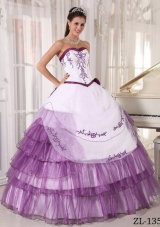 Puffy Sweetheart Sweet Sixteen Dresses with Purple Embroidery