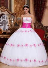 White and Pink Embroidery Puffy New Style Quinces Dresses