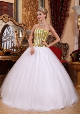 Elegant White Princess Strapless Gold Squins Dresses For 15
