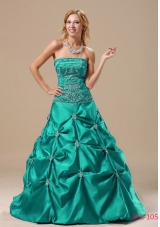 Pick-ups Princess Turquoise Sweet Sixteen Dresses with Embroidery