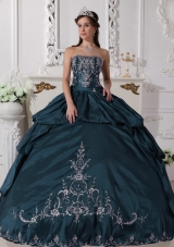 Turquoise Strapless Quinceanera Dresses with Embroidery