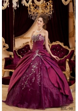 Sweetheart Quinceanera Dresses with Appliques and Beading