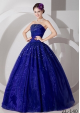 2014 Elegant Princess Sweetheart with Ruching and Beading Quinceanera Gowns