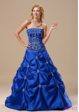 Elegant Embroidery Decorate Bodice Princess 2014 Quinceanera Gowns